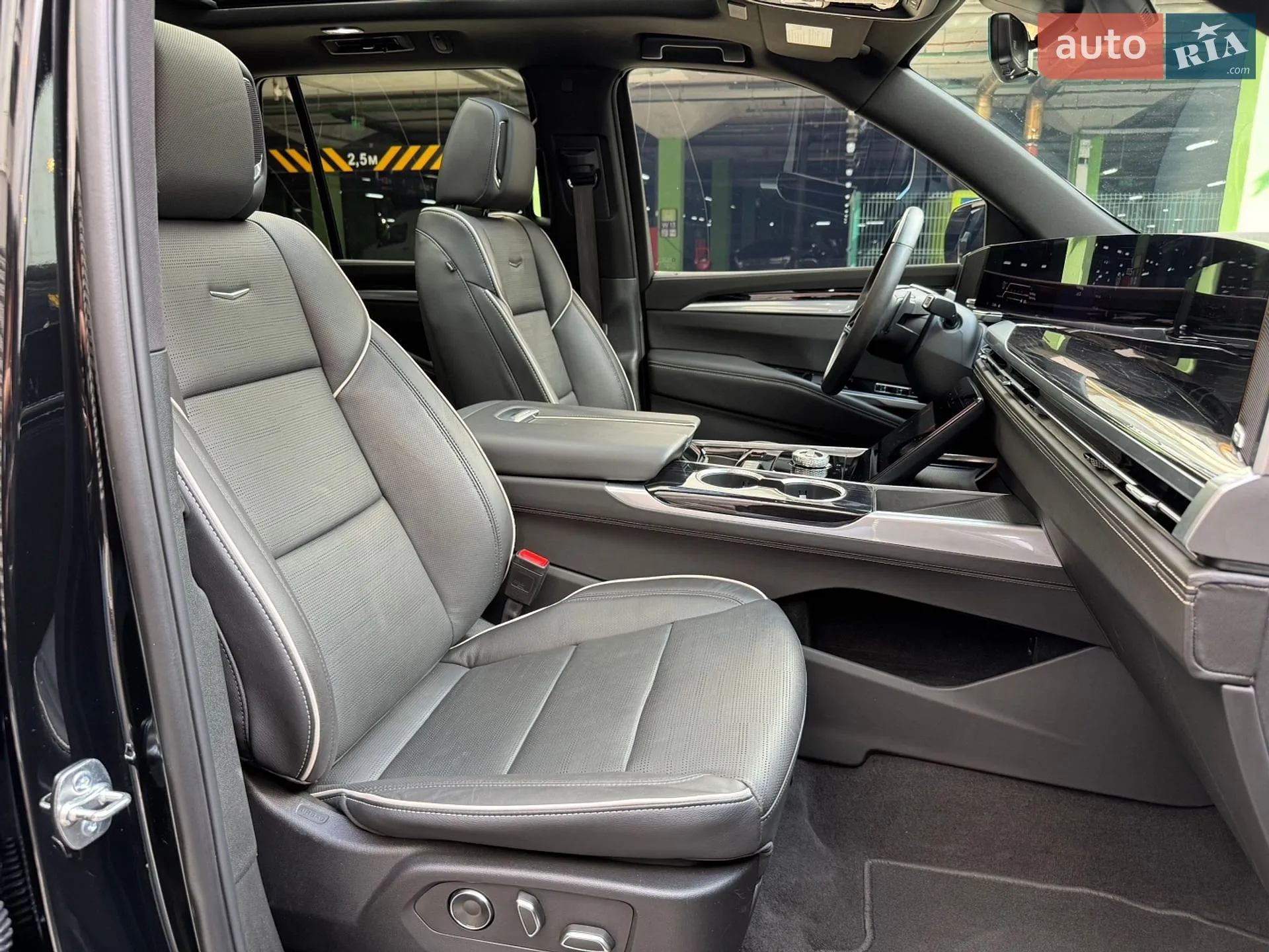 2024 Cadillac Escalade - мініатюра 40