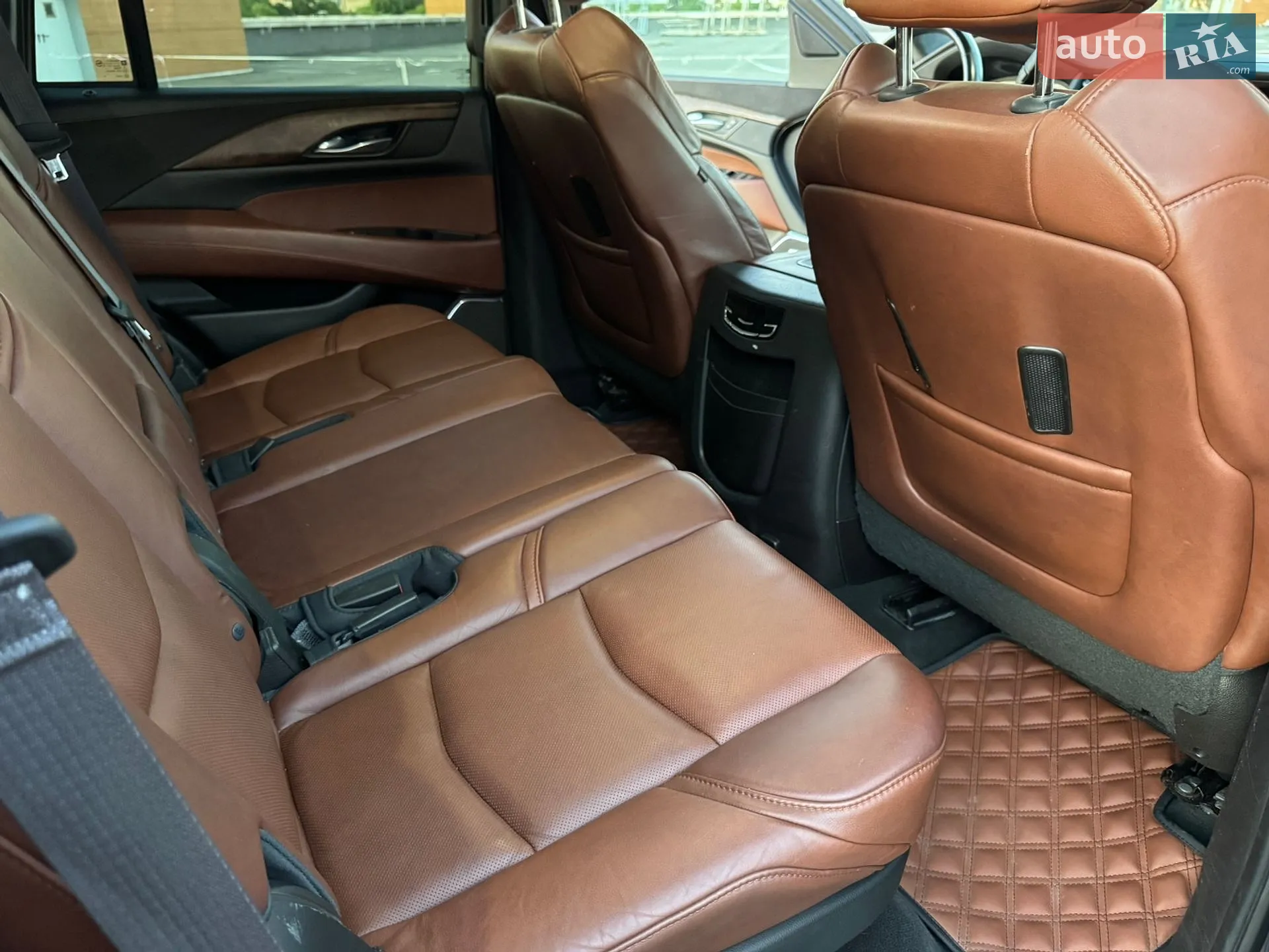 2015 Cadillac Escalade - мініатюра 24