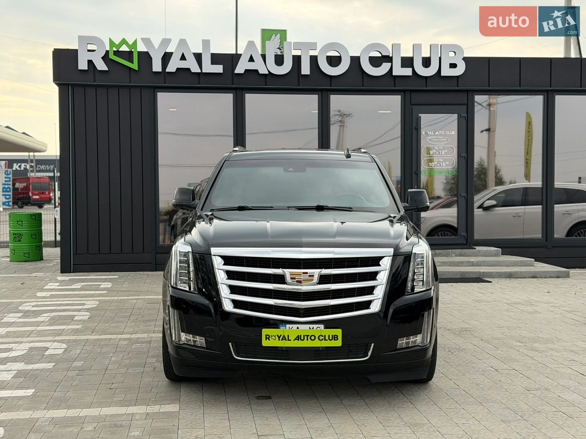 2017 Cadillac Escalade - мініатюра 2