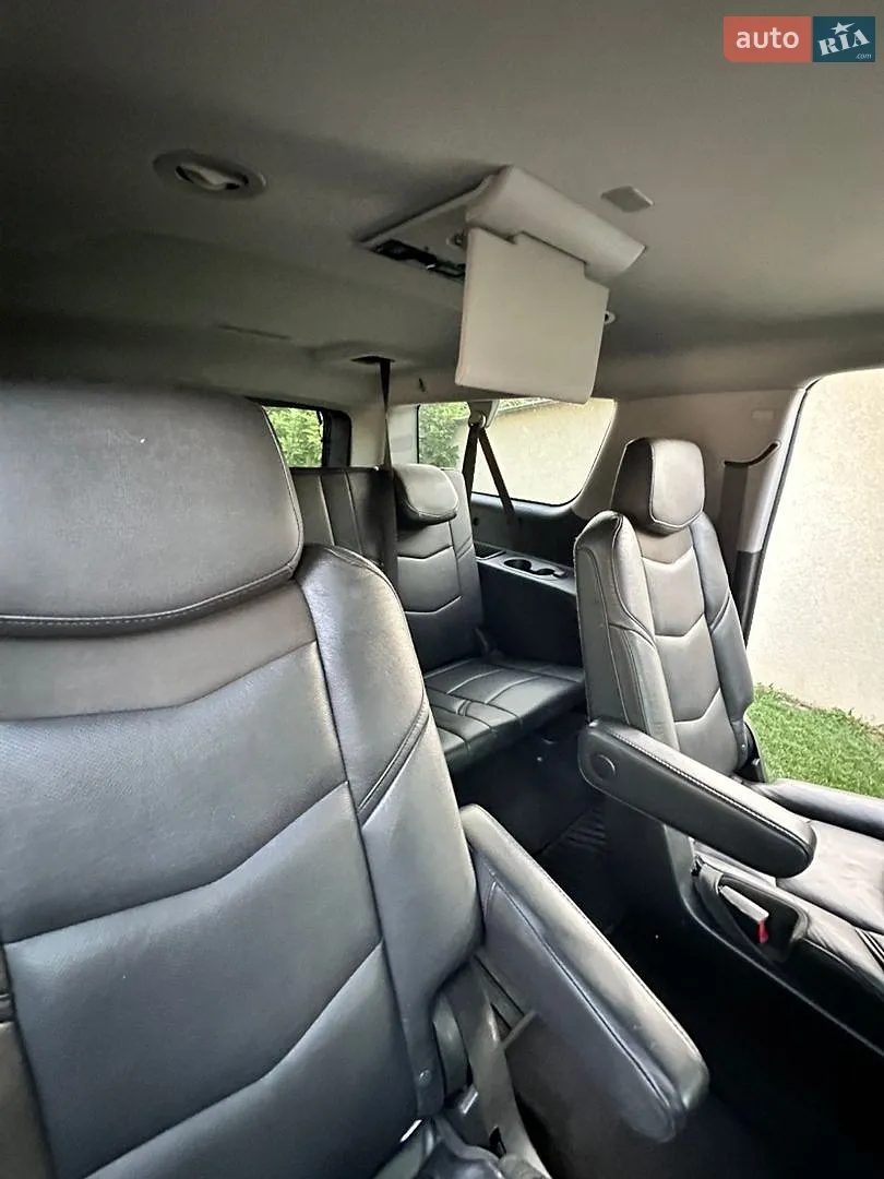 2018 Cadillac Escalade - мініатюра 22