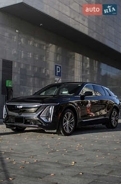 Внедорожник / Кроссовер Cadillac Lyriq 2023 в 