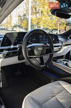 Внедорожник / Кроссовер Cadillac Lyriq 2023 в 