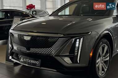 Позашляховик / Кросовер Cadillac Lyriq 2024 в 