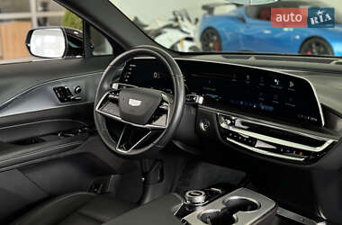 Позашляховик / Кросовер Cadillac Lyriq 2024 в 