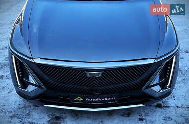 Внедорожник / Кроссовер Cadillac Lyriq 2024 в 