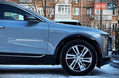 Внедорожник / Кроссовер Cadillac Lyriq 2024 в 