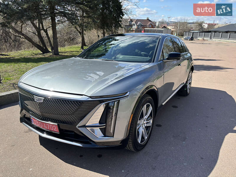 Внедорожник / Кроссовер Cadillac Lyriq 2023 в Житомире
