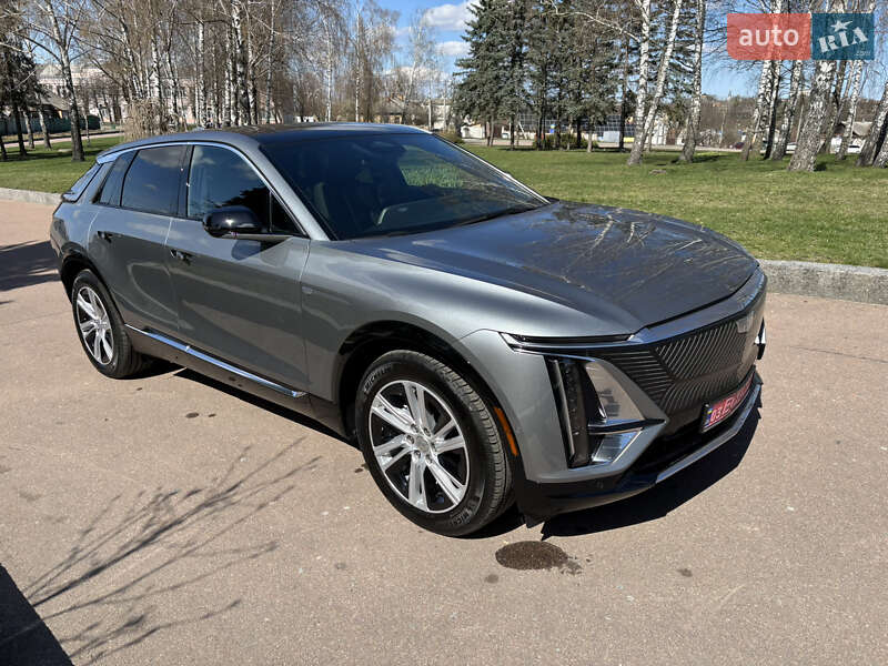 Внедорожник / Кроссовер Cadillac Lyriq 2023 в Житомире
