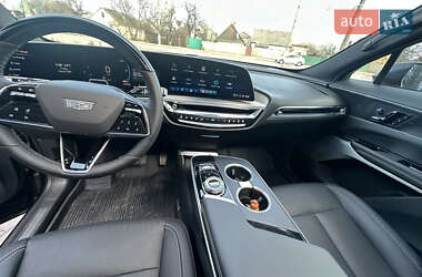 Внедорожник / Кроссовер Cadillac Lyriq 2024 в 