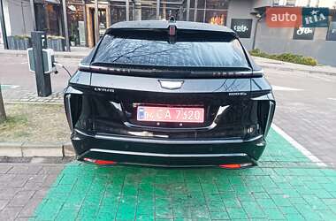 Внедорожник / Кроссовер Cadillac Lyriq 2023 в 