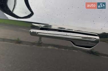 Внедорожник / Кроссовер Cadillac Lyriq 2023 в 