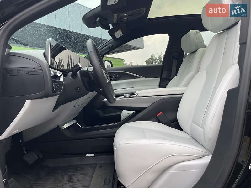 Внедорожник / Кроссовер Cadillac Lyriq 2023 в Киеве