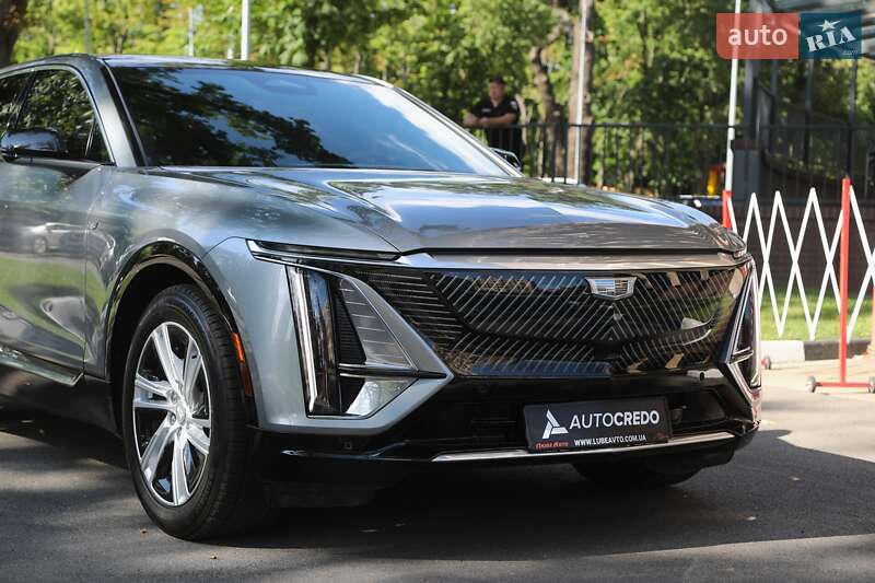 Внедорожник / Кроссовер Cadillac Lyriq 2024 в Харькове