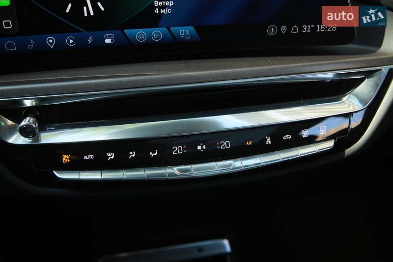 Внедорожник / Кроссовер Cadillac Lyriq 2024 в Харькове