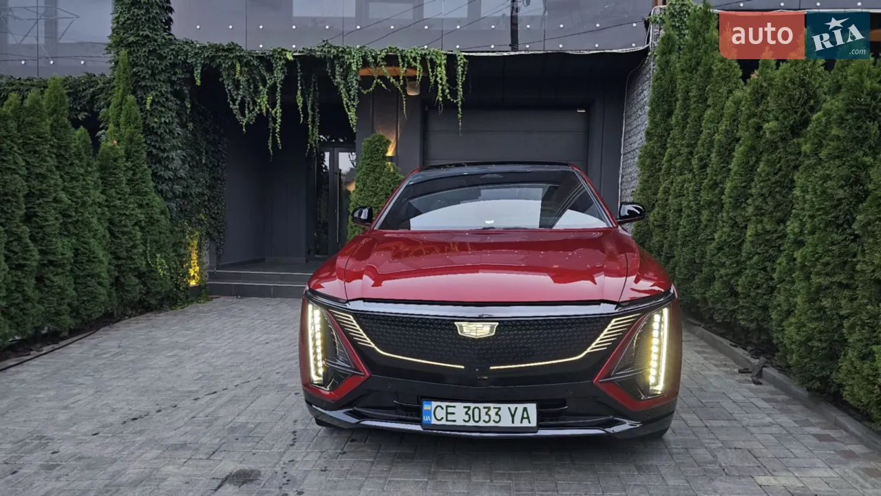 2023 Cadillac Lyriq - мініатюра 11