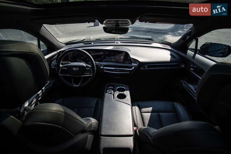 Внедорожник / Кроссовер Cadillac Lyriq 2022 в Ужгороде фото 16 Внедорожник / Кроссовер Cadillac Lyriq 2022 в Ужгороде