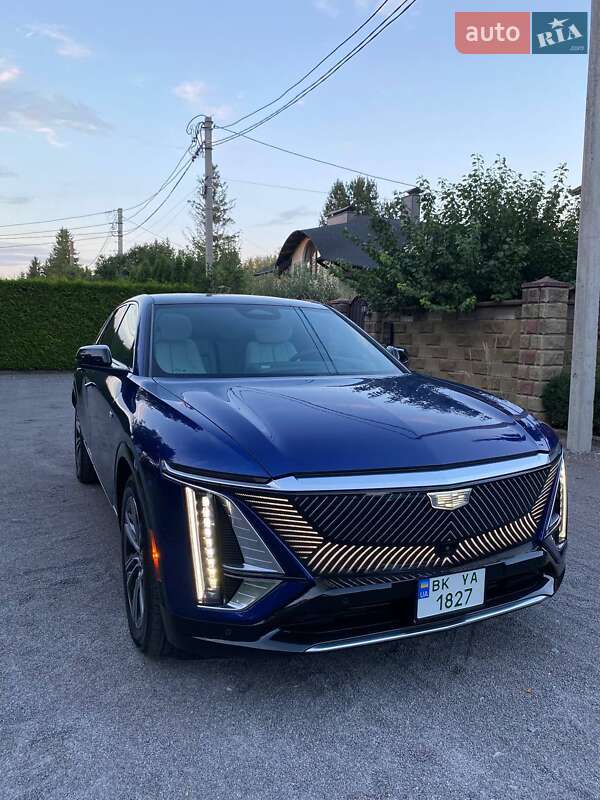 Внедорожник / Кроссовер Cadillac Lyriq 2023 в Ровно