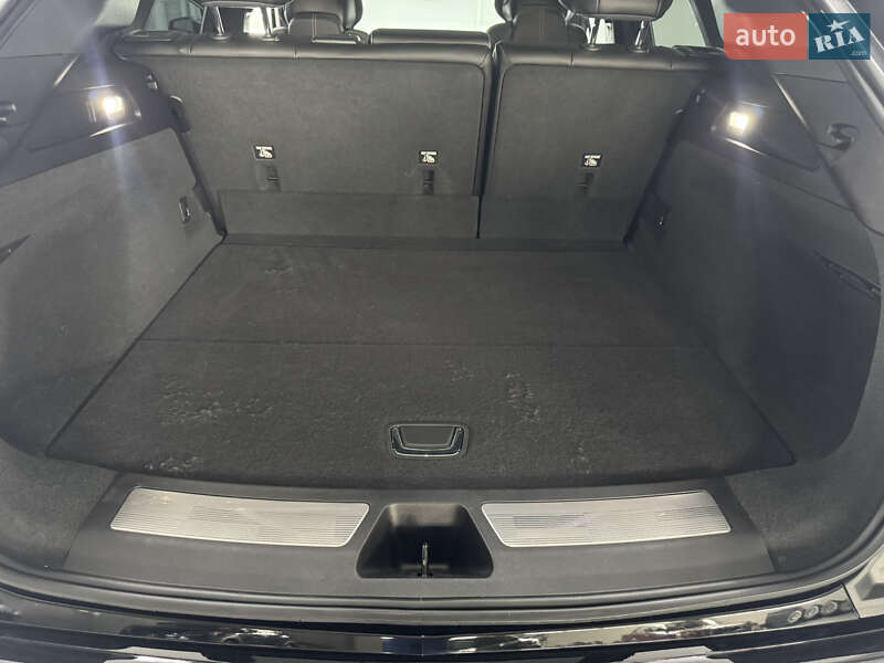 Універсал Cadillac Lyriq 2023 в Дніпрі фото 30 Універсал Cadillac Lyriq 2023 в Дніпрі