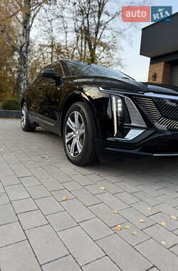 Позашляховик / Кросовер Cadillac Lyriq 2023 в Володимирі