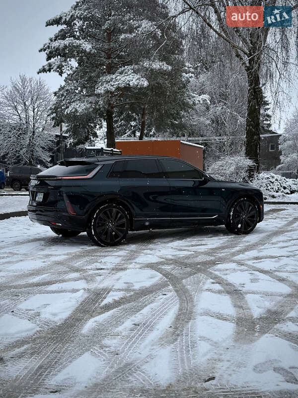 Позашляховик / Кросовер Cadillac Lyriq 2024 в Чернівцях фото 14 Позашляховик / Кросовер Cadillac Lyriq 2024 в Чернівцях