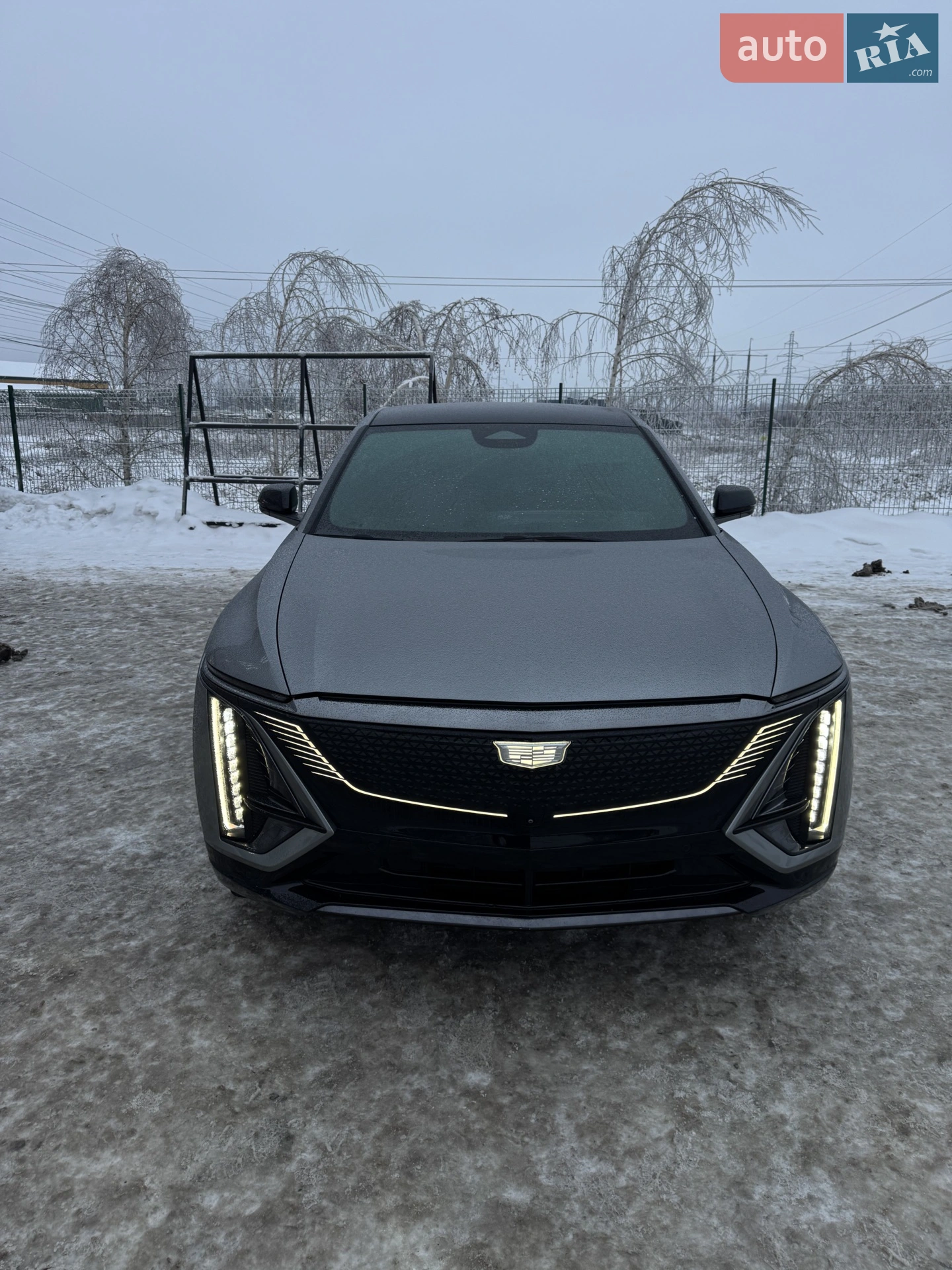 2023 Cadillac Lyriq - фото 1