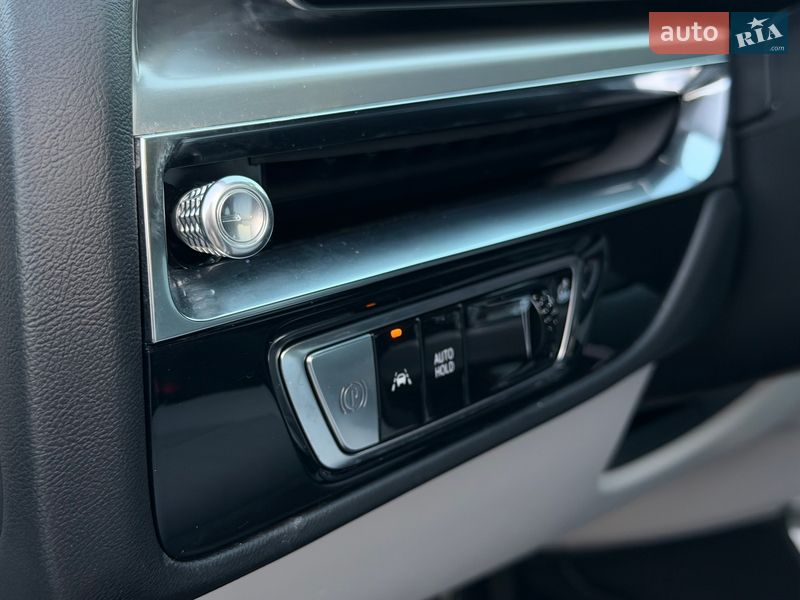 Внедорожник / Кроссовер Cadillac Lyriq 2023 в Харькове