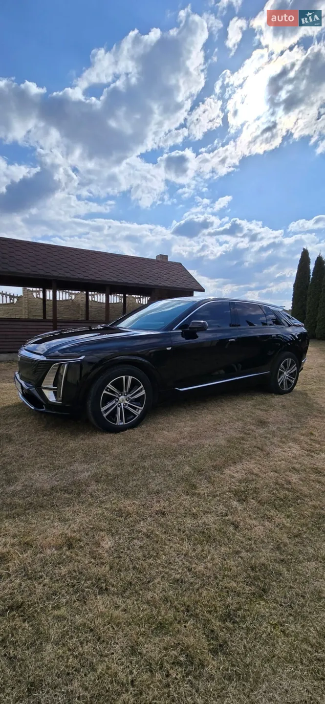 2024 Cadillac Lyriq - мініатюра 9