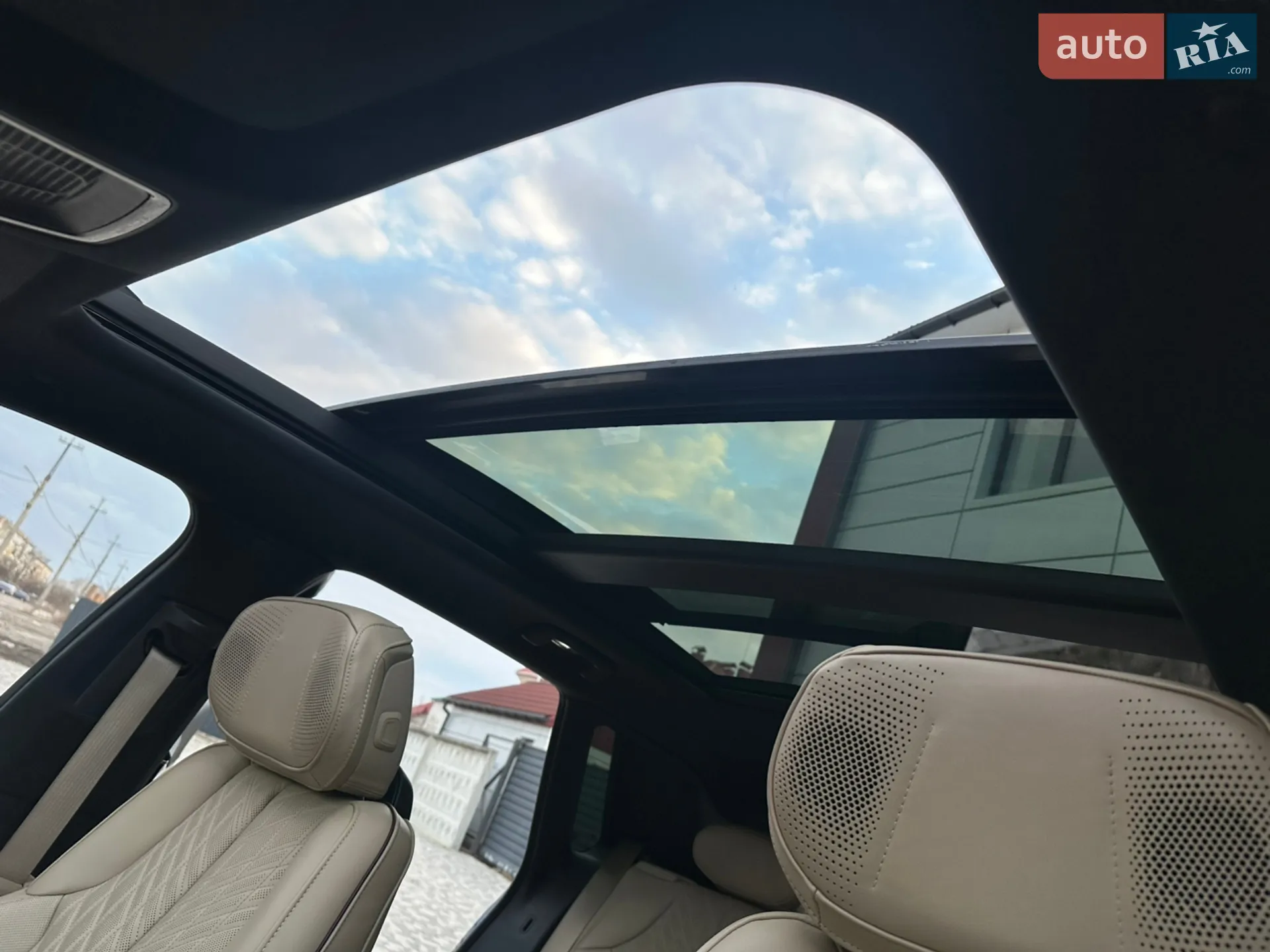 2023 Cadillac Lyriq - мініатюра 42