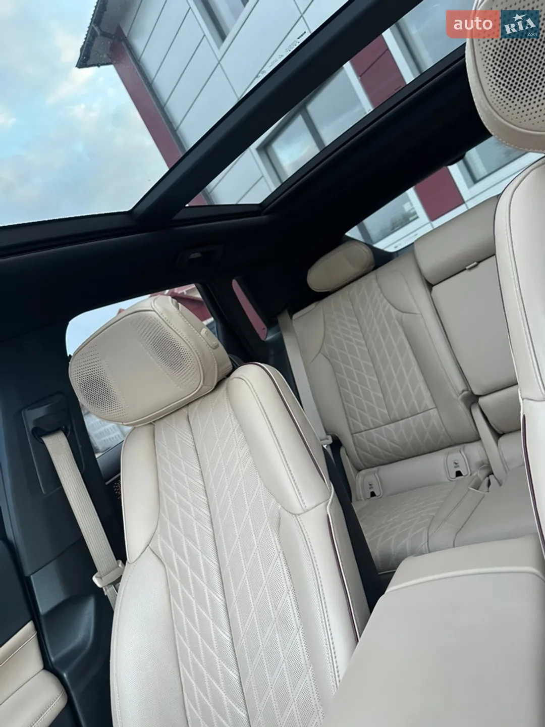 2023 Cadillac Lyriq - мініатюра 76