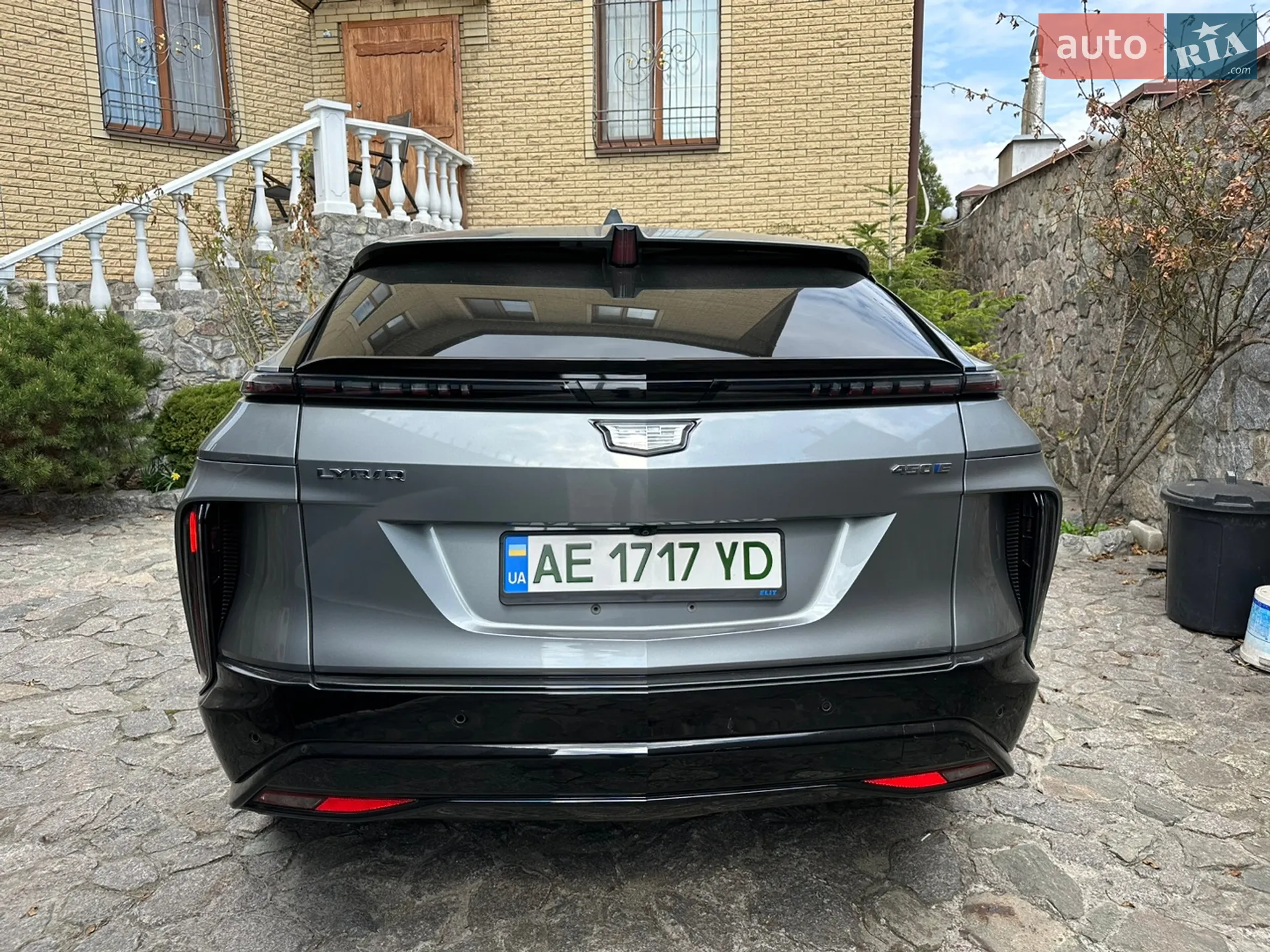 2023 Cadillac Lyriq - мініатюра 5