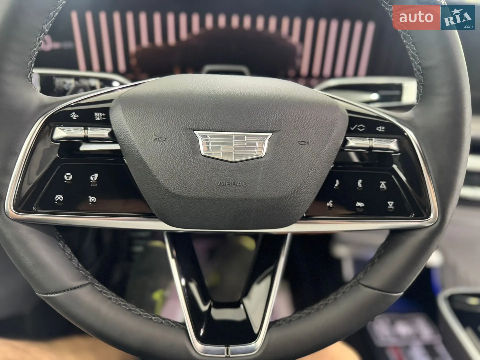 2023 Cadillac Lyriq - мініатюра 18