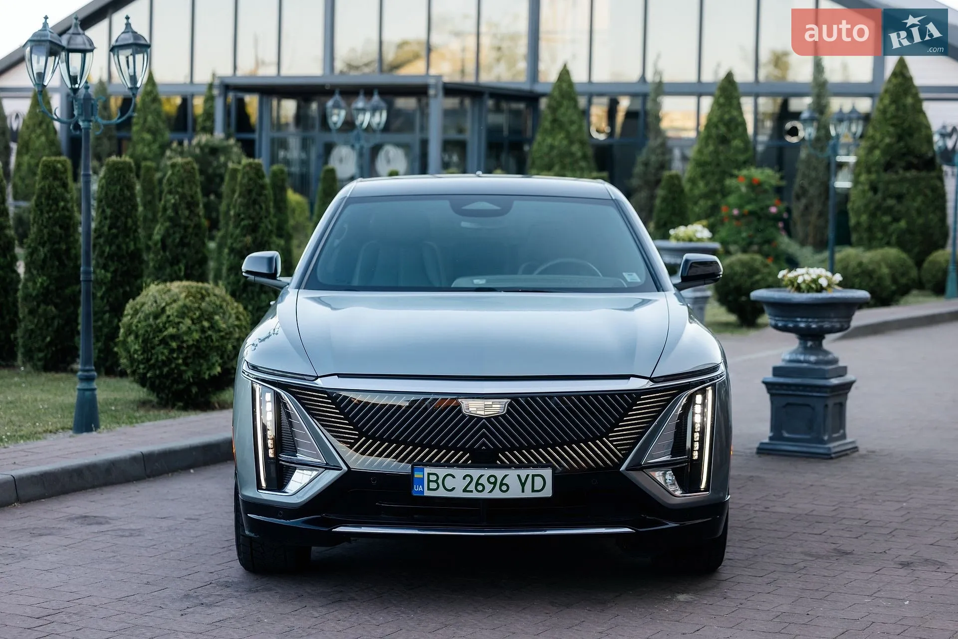 2024 Cadillac Lyriq - мініатюра 16