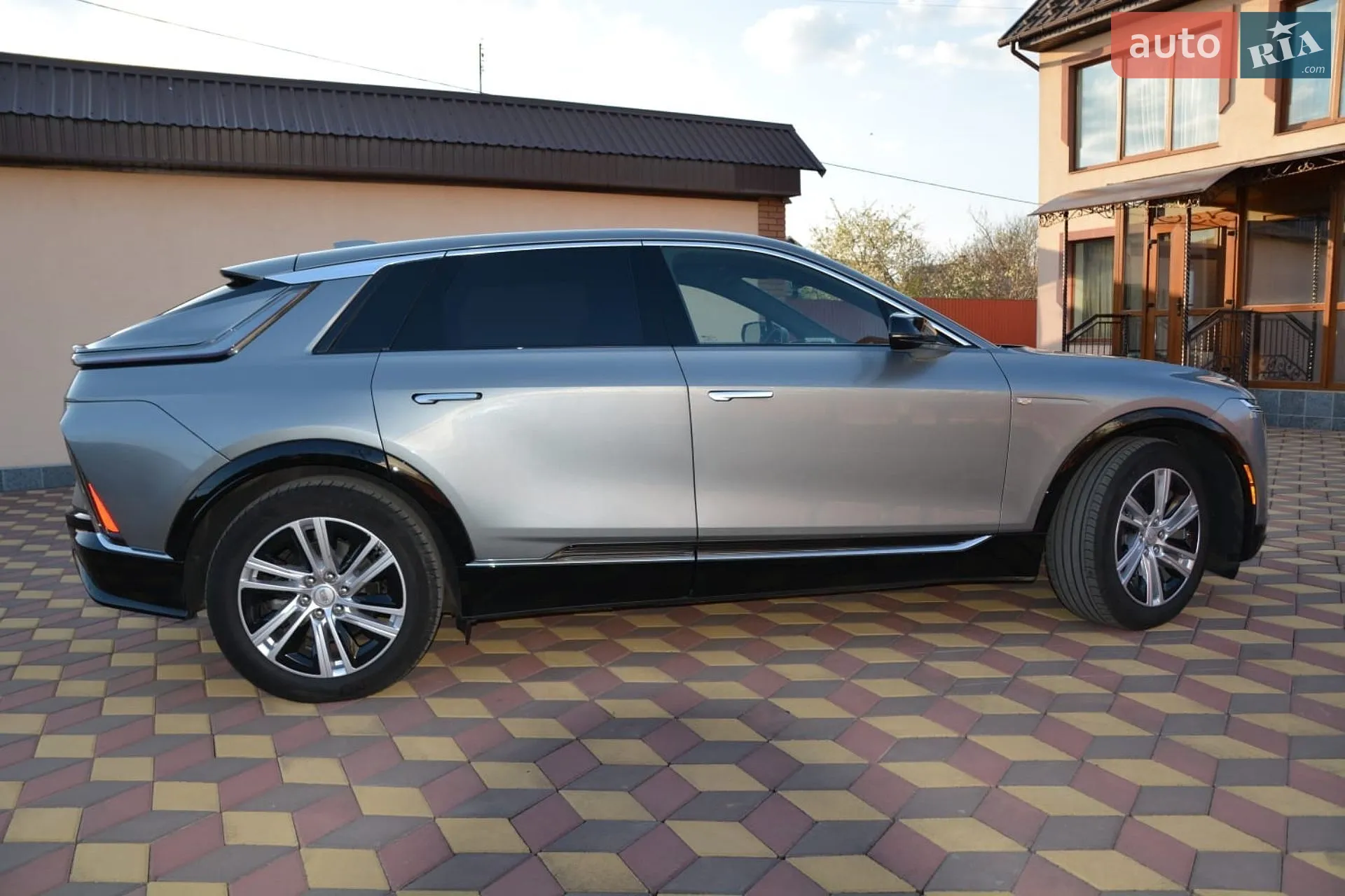 2023 Cadillac Lyriq - мініатюра 5