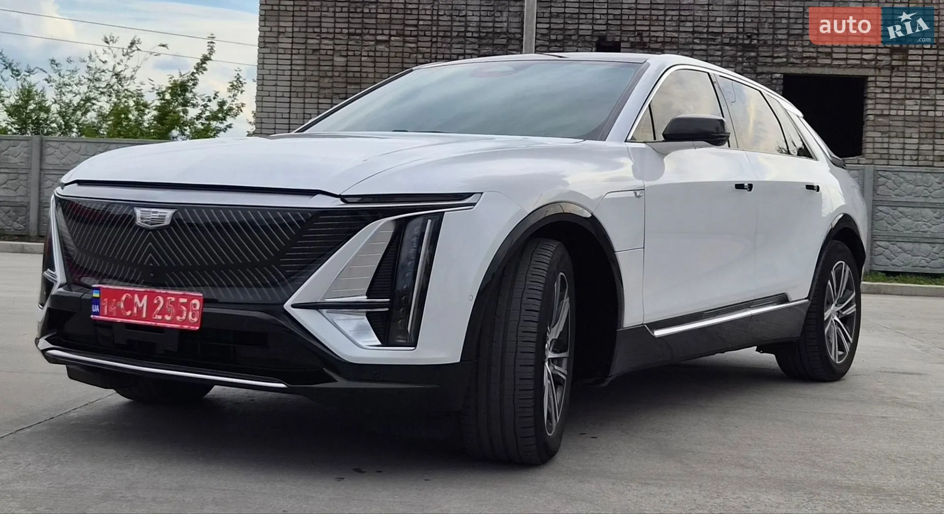 2024 Cadillac Lyriq - мініатюра 2