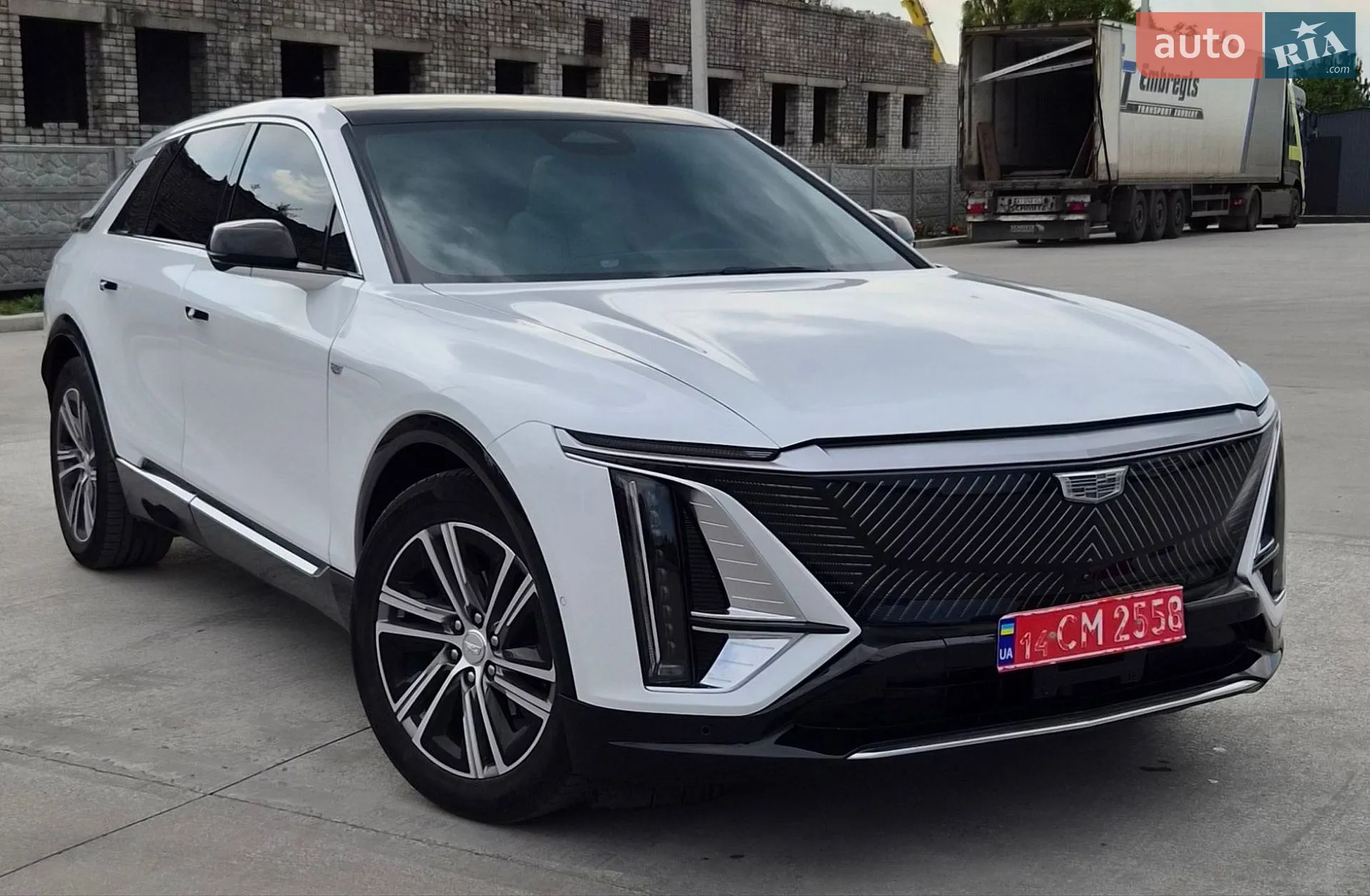 2024 Cadillac Lyriq - мініатюра 5