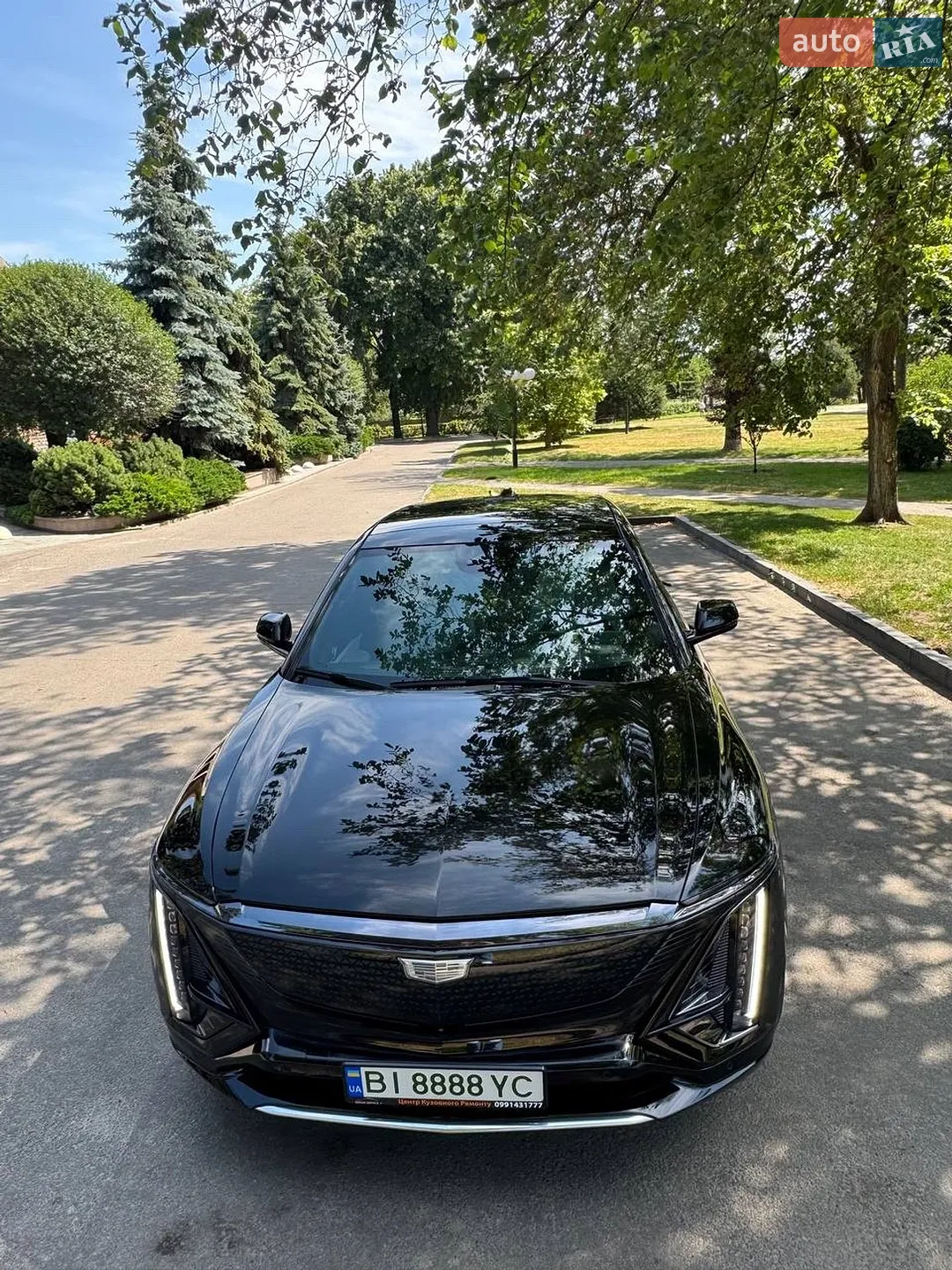 2025 Cadillac Lyriq - мініатюра 11