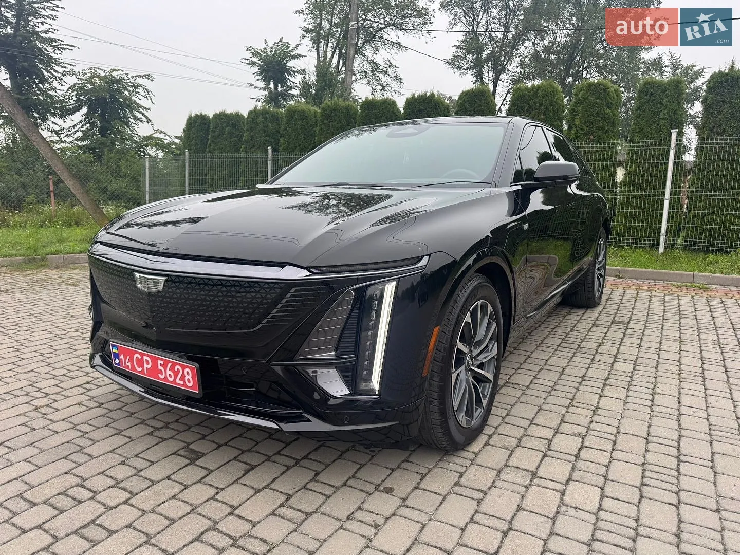 2025 Cadillac Lyriq - фото 1