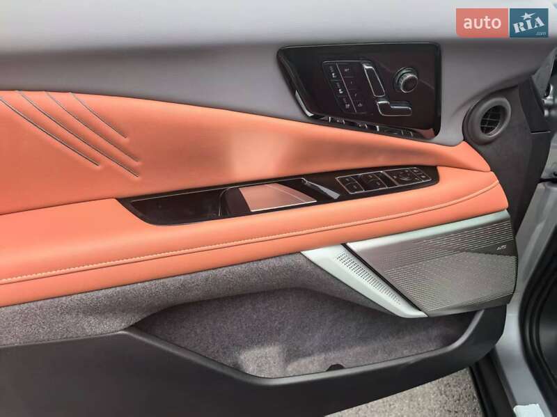 Позашляховик / Кросовер Cadillac  Optiq 2024 в Дніпрі