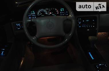 Седан Cadillac Seville 1992 в 