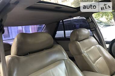 Седан Cadillac Seville 1992 в Киеве