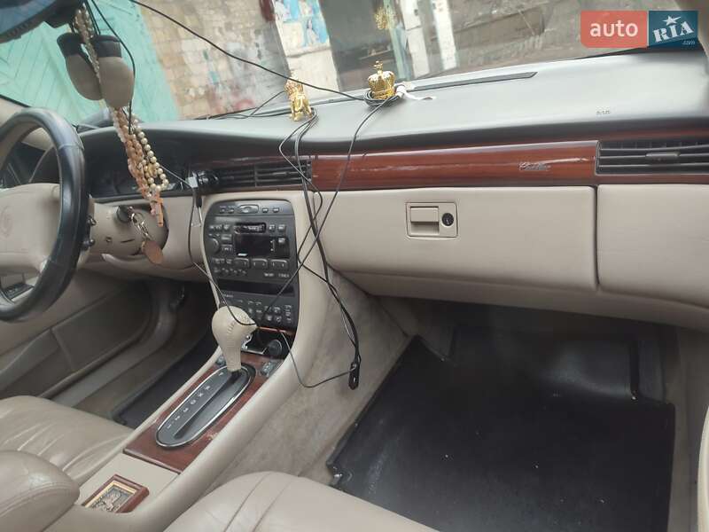 Седан Cadillac Seville 1997 в Києві