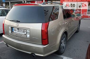 Позашляховик / Кросовер Cadillac SRX 2004 в 