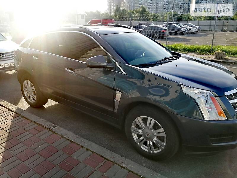Внедорожник / Кроссовер Cadillac SRX 2011 в Киеве
