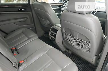 Внедорожник / Кроссовер Cadillac SRX 2010 в 