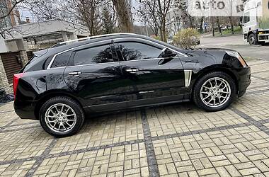 Позашляховик / Кросовер Cadillac SRX 2013 в Києві