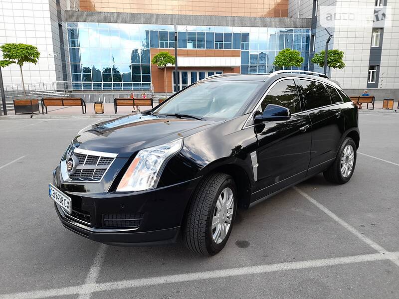 Позашляховик / Кросовер Cadillac SRX 2010 в Чернігові