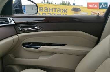 Внедорожник / Кроссовер Cadillac SRX 2014 в 