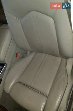 Внедорожник / Кроссовер Cadillac SRX 2014 в 
