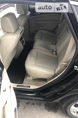 Позашляховик / Кросовер Cadillac SRX 2010 в 