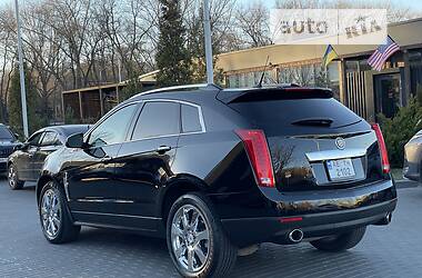 Внедорожник / Кроссовер Cadillac SRX 2010 в 